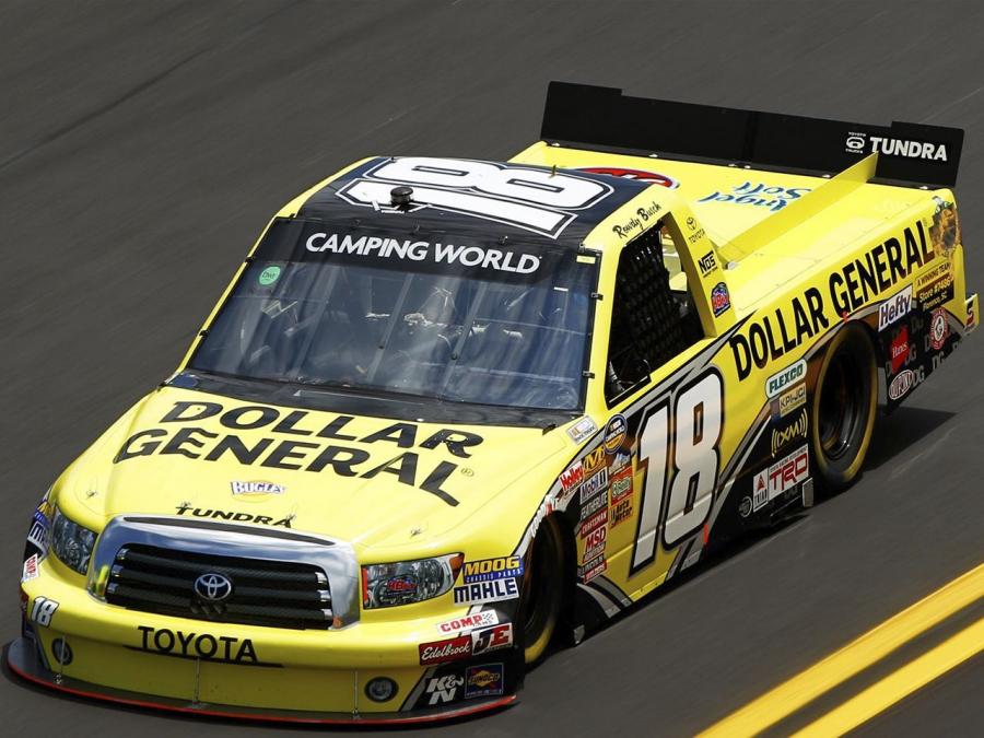 Toyota Tundra NASCAR Camping World Series Truck 2009 года  (фото 8 из 12)